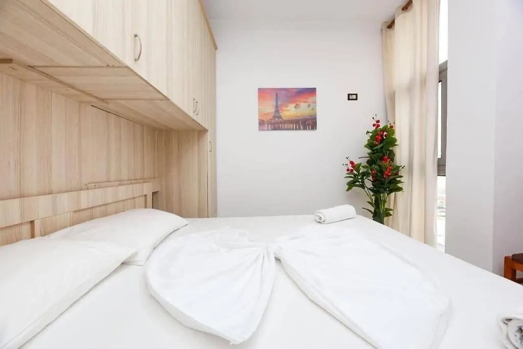 Cozy Central Apartment Vlore Albania